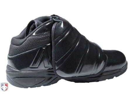 New Balance Referee And Umpire Shoes New Balance V3 All-Black Mid-Cut Umpire Plate Shoes 4 New Balance Referee And Umpire Shoes New Balance V3 All-Black Mid-Cut Umpire Plate Shoes - Image 4